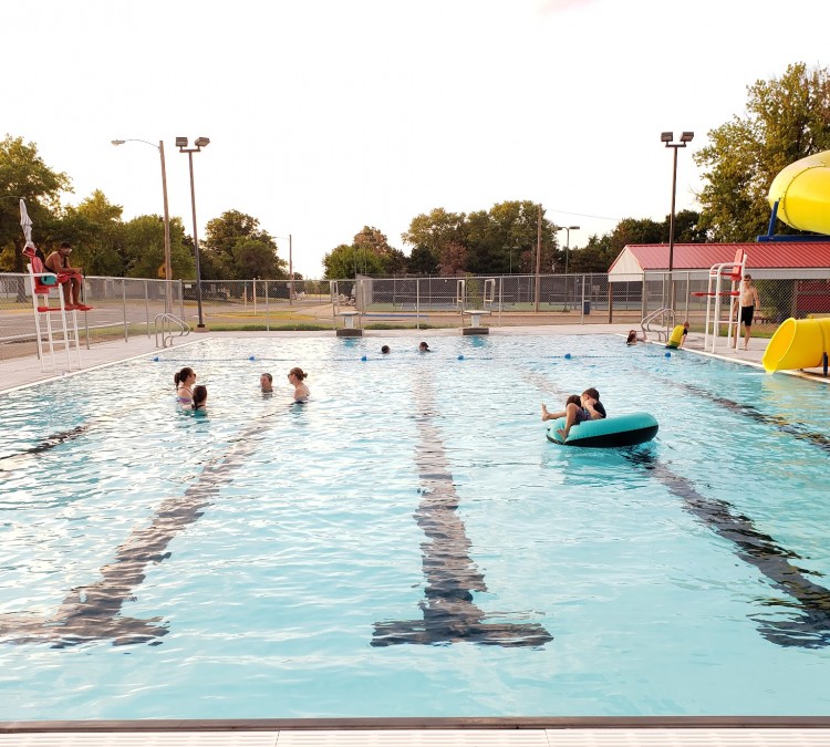 conway-springs-swimming-pool-photo
